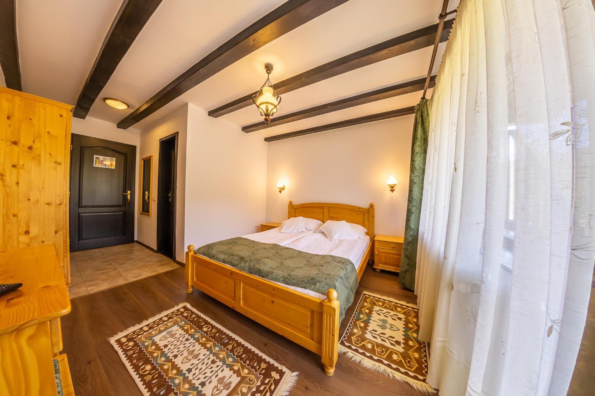 Poiana Soarelui Bed & Breakfast Moeciu De Sus Eksteriør bilde